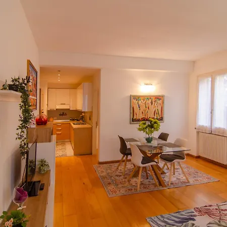 דירה Fuoriporta Affitti Brevi - Da Roby פארמה