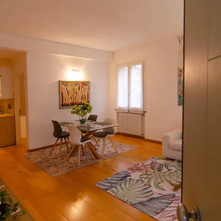 公寓 Fuoriporta Affitti Brevi - Da Roby 帕爾馬